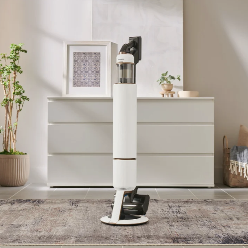 Samsung - BESPOKE Jet Cordless Stick Vacuum with All-in-One Clean Station  NEW